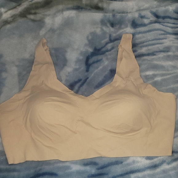 Bali bra color nude good condition - Picture 2 of 7
